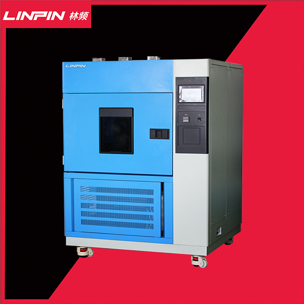 <b>氙燈老化試驗箱是產(chǎn)品耐久性測試的關(guān)鍵設(shè)備</b>